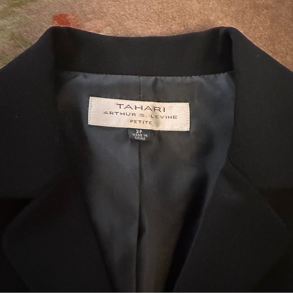 TAHARI Petite 3/4 sleeved women’s skirt suit 2P - Picture 5 of 7